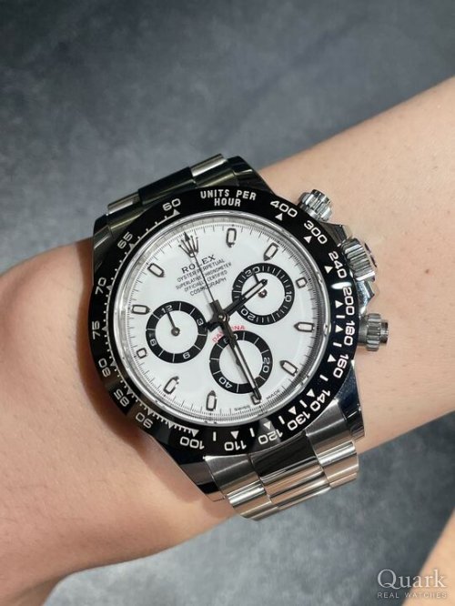 ロレックス デイトナ(Ref.116500LN)オーナー　東京都 A様