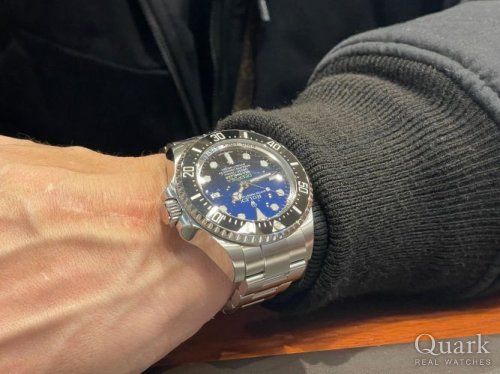 ロレックス ディープシー(Ref.116660)オーナー　広島県 Y様