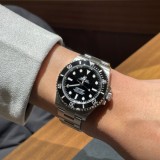 ロレックス サブマリーナー (Ref.124060) オーナー 愛知県 H様