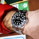 ロレックス GMTマスターII (Ref.126710GRNR) オーナー 海外 E様