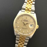 ロレックス デイトジャスト36 Ref.126233 シャンパンフルーテッドモチーフ photo 1