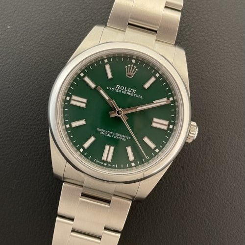 ロレックス オイスター・パーペチュアル41 Ref.124300 グリーン