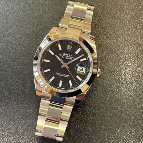 ロレックス デイトジャスト41 Ref.126300 ブライトブラック