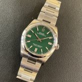 ロレックス オイスター・パーペチュアル36 Ref.126000 グリーン photo 1