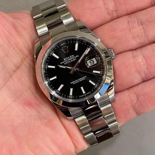 ロレックス デイトジャスト41 Ref.126300 ブラック