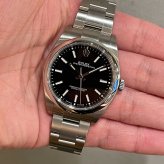 ロレックス オイスター・パーペチュアル39 Ref.114300 ブラック 002