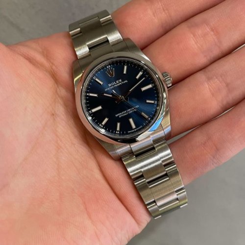 ロレックス オイスター・パーペチュアル34 Ref.124200 ブライトブルー