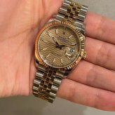 ロレックス デイトジャスト36 Ref.126233 　ゴールデンフルーテッドモチーフ photo 2