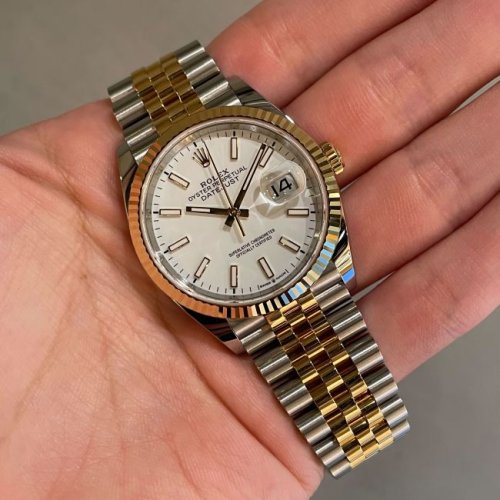 ロレックス デイトジャスト36 Ref.126233 ホワイト