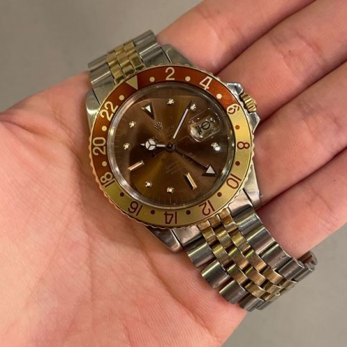 ロレックス GMTマスターI Ref.1675/3 フジツボ交換ルミノバ