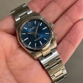 ロレックス オイスター・パーペチュアル34 Ref.124200 ブライトブルー photo 1