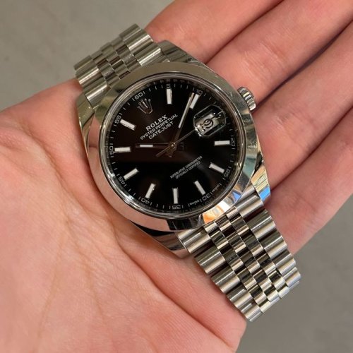 ロレックス デイトジャスト41 Ref.126300 ブライトブラック