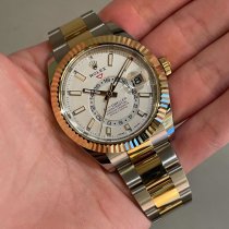 ロレックス スカイドゥエラー Ref.326933