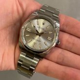 ロレックス オイスター・パーペチュアル41 Ref.124300 シルバー photo 2