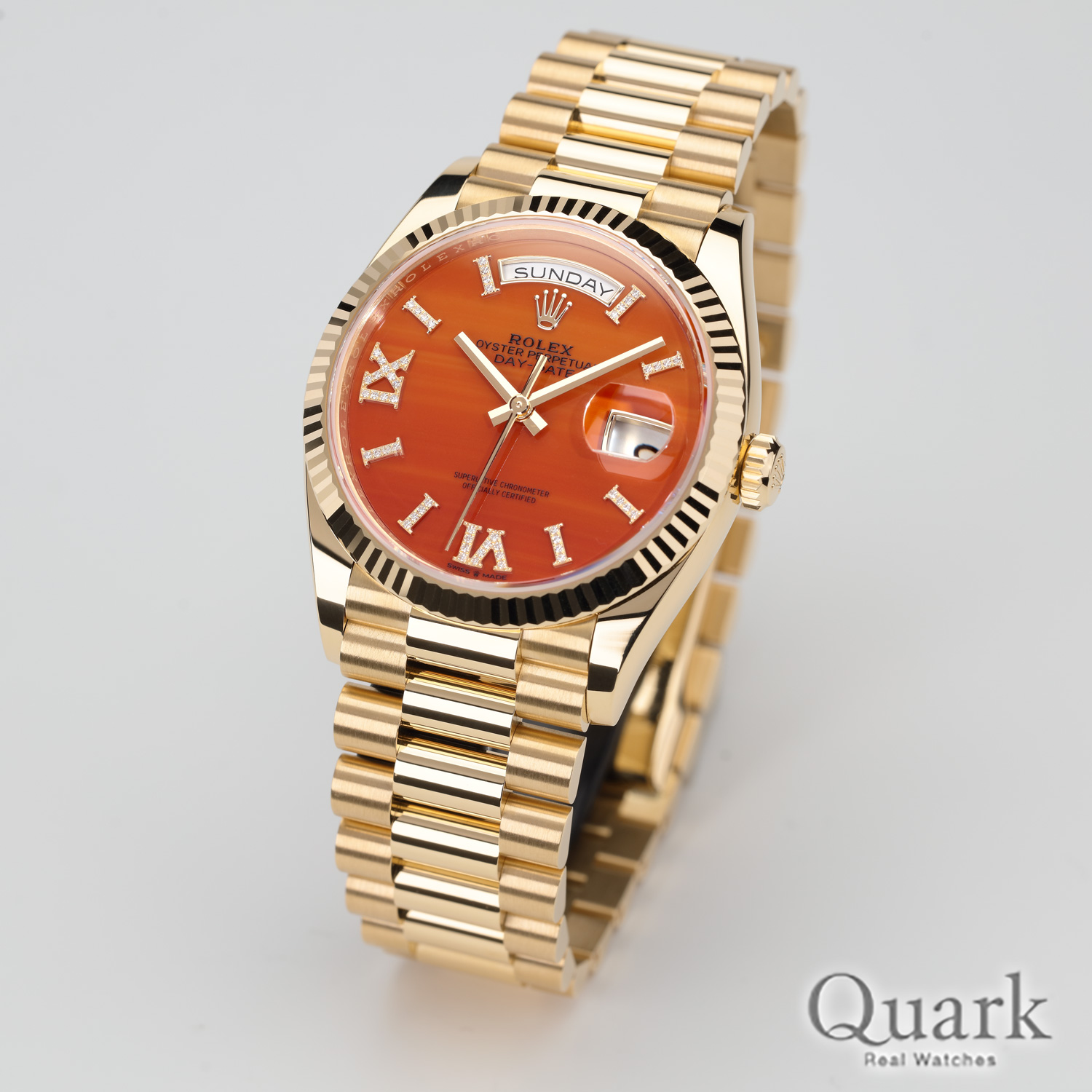 ロレックス デイデイト36 Ref.128238 カーネリアンローマVI&IXダイヤ