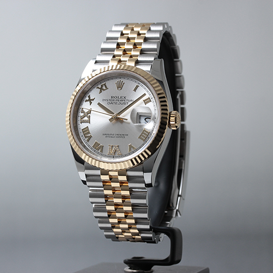 極美品✨ ROLEX ロレックス　デイトジャスト 4コマ　ゴールド　シルバー Rolex ロレックスデイトジャストゴールドシルバー