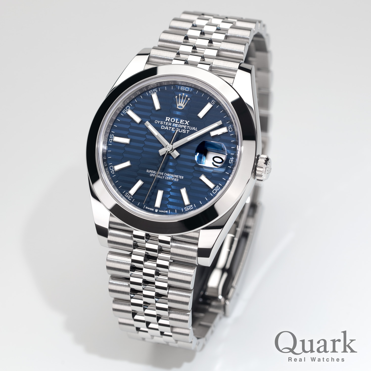 ロレックス デイトジャスト41 Ref.126300 ブライトブルーフルーテッドモチーフ