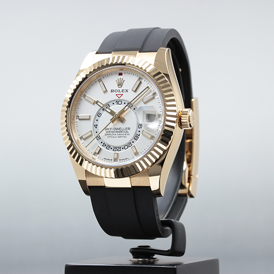 確認よう ロレックス スカイドゥエラー Ref.336238 ホワイト 新品｜ロレックス