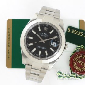 ブラックダイヤル