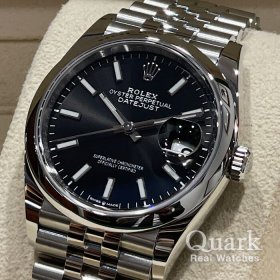 ブライトブラックダイヤル