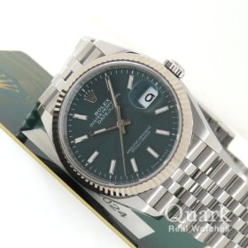 ミントグリーンダイヤル