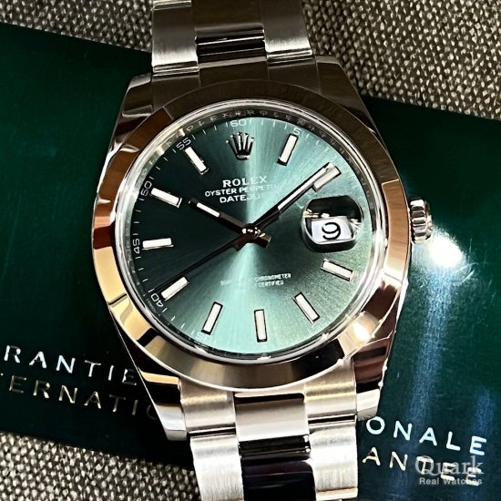 ロレックス デイトジャスト41 Ref.126300