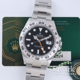 ブラックダイヤル