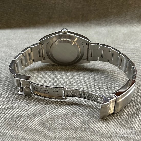 ロレックス エクスプローラーI Ref.214270