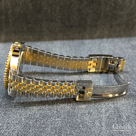 ロレックス GMTマスターII Ref.126713GRNR