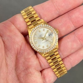 ロレックス デイトジャスト 79138G シルバー10Pダイヤ