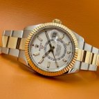 ロレックス スカイドゥエラー Ref.326933