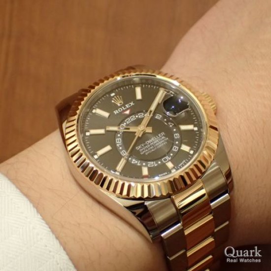 ロレックス スカイドゥエラー Ref.326933