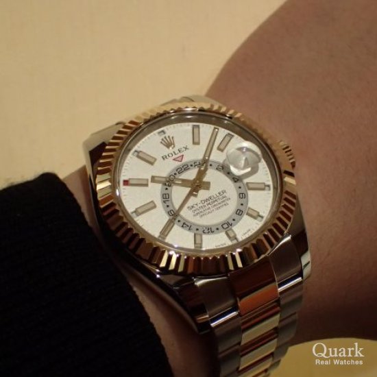 ロレックス スカイドゥエラー Ref.326933