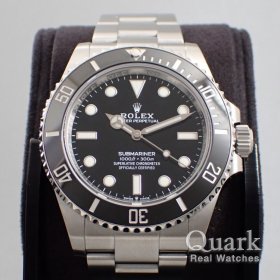 ブラックダイヤル