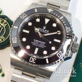 ブラックダイヤル