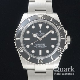 ブラックダイヤル