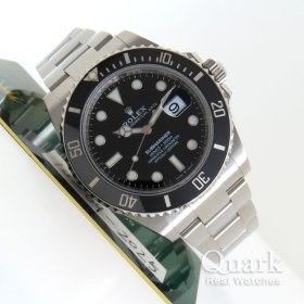 ブラックダイヤル