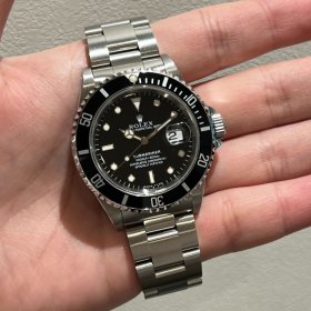 ブラックダイヤル