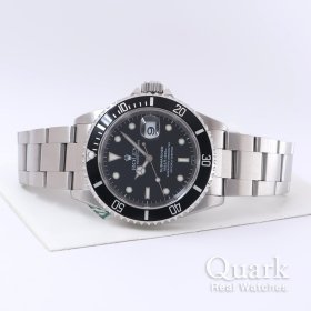 ブラックダイヤル