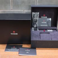 チューダー ブラックベイ ハロッズエディション
 79230G